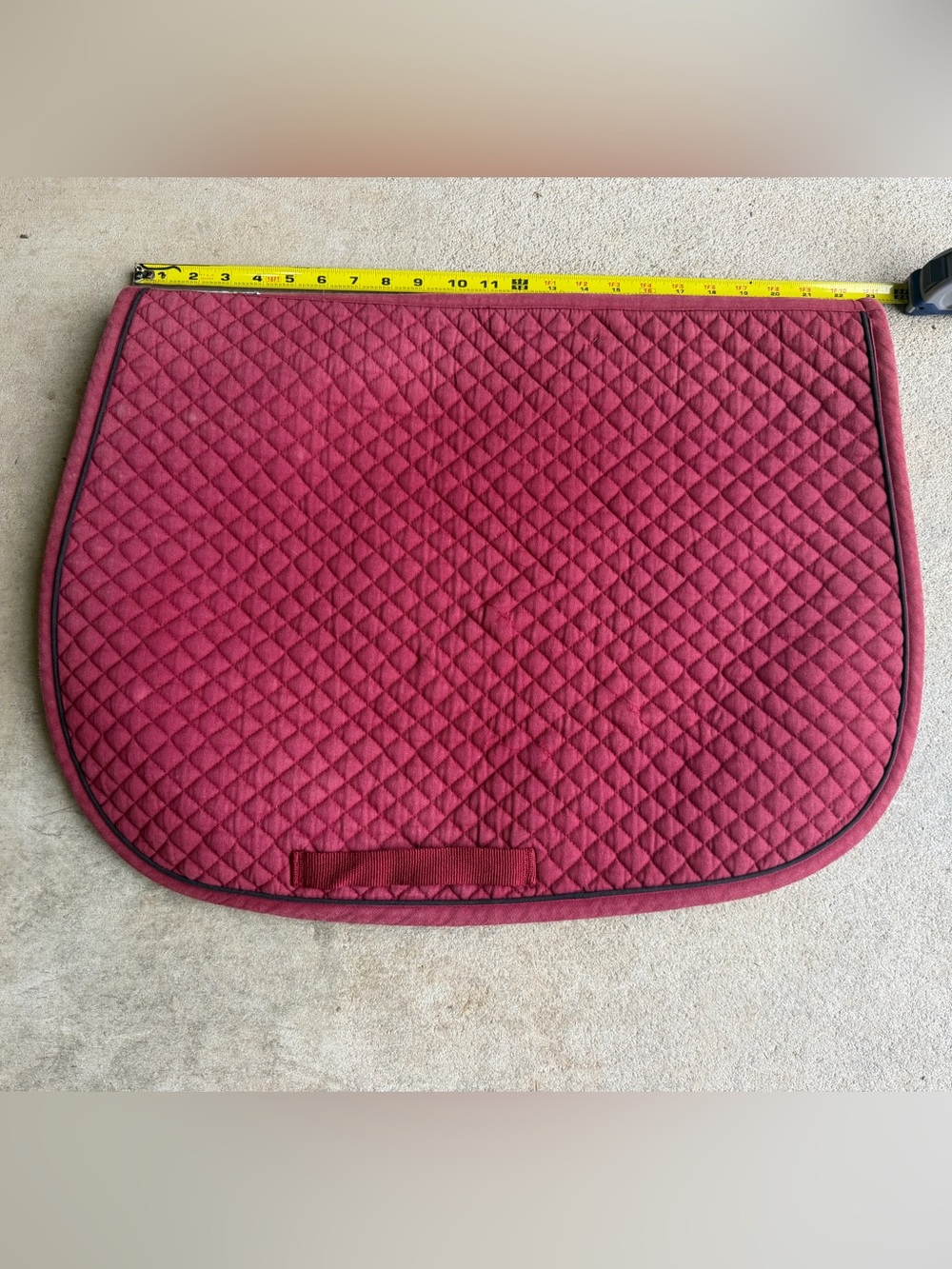 Dover saddlery English AP saddle pad with black piping